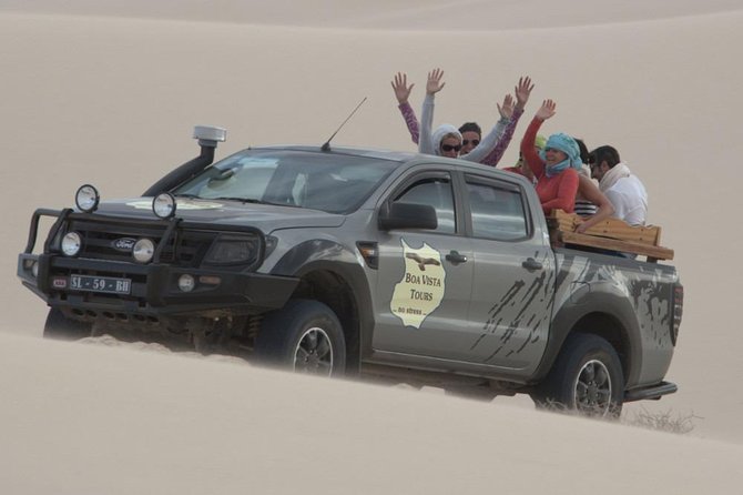 Big Boa Vista Exclusive Tour - Hearing the guide while the jeep crosses the island