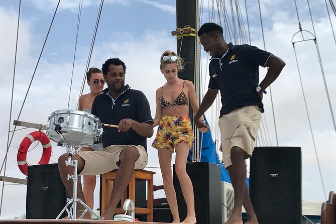 Boa Vista Adults-Only Cruise - Drinks and homemade finger food