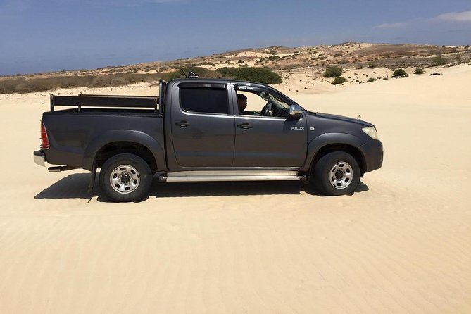 Boa Vista Island: Half-day Tour + Santa Monica Beach by 4x4 - Chaves Beach and Morro de Areia