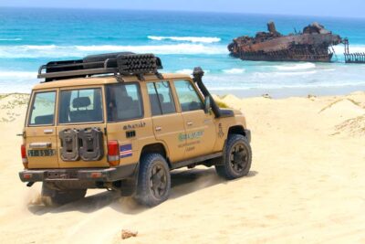 Boa Vista Jeep Expedition: Shipwreck & Viana Desert (4-Hour)