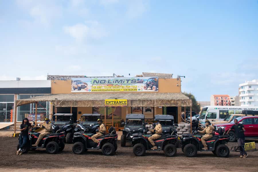 Boa Vista Quad Tour: Santa Monica & South Desert (4-Hour) - Riding toward the Morro de Areia Dunes