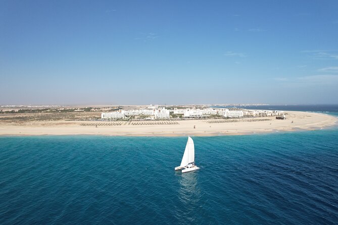 Catamaran Half Day - Beautiful day on the Atlantic Ocean - Swimming and snorkeling off Sal
