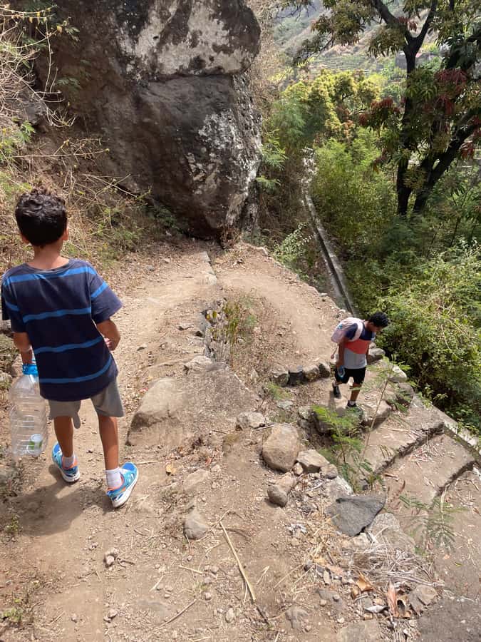 Cova–Paúl Valley Trek: Santo Antão Day Trip by Ferry - A short look at Cape Verdean grogue production