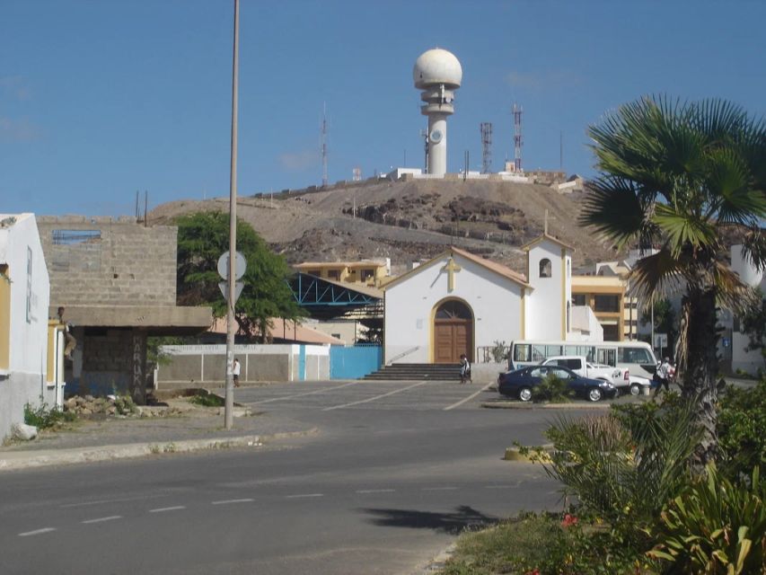 Espargos: Guided Sal Island City Tour - Booking details that affect your decision
