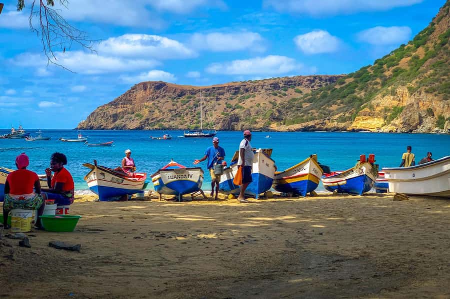 From Port of Praia: Island Tour for Cruise Ship passengers - Meeting your guide at Porto da Praia