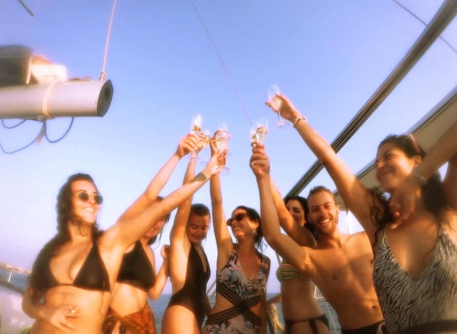 Full day sailing boat in Sal, Cape Verde:taste the Atlantic! - Wildlife watching along Sal’s coast