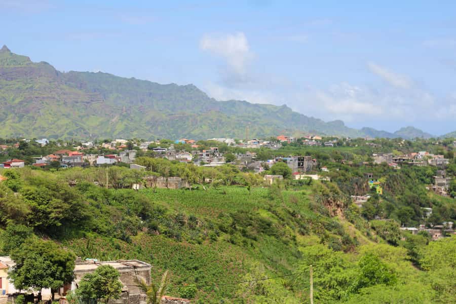 Full-Day Santiago – Villages, Nature & Local Culture - What the transport and timing mean for you