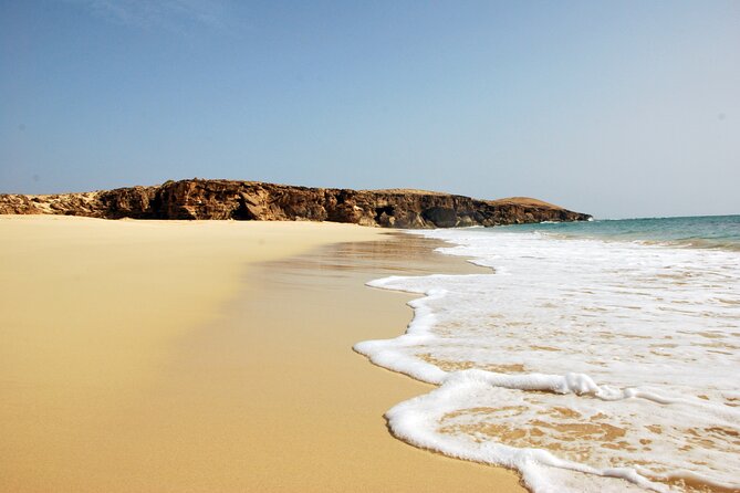 Half Day 4x4 Trip - Dunes, Caves, Santa Monica Beach & Village - The guides and the feel of the ride