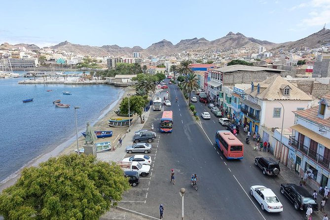 Half Day Island Tour, Sao Vicente, 4h - The road to Monte Verde is part of the story