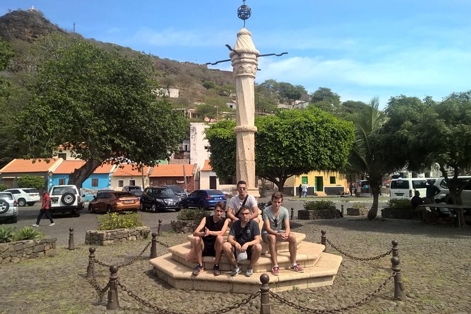 Highlights of Cidade Velha with local guide - Fortaleza Real de San Felipe and the €5 decision