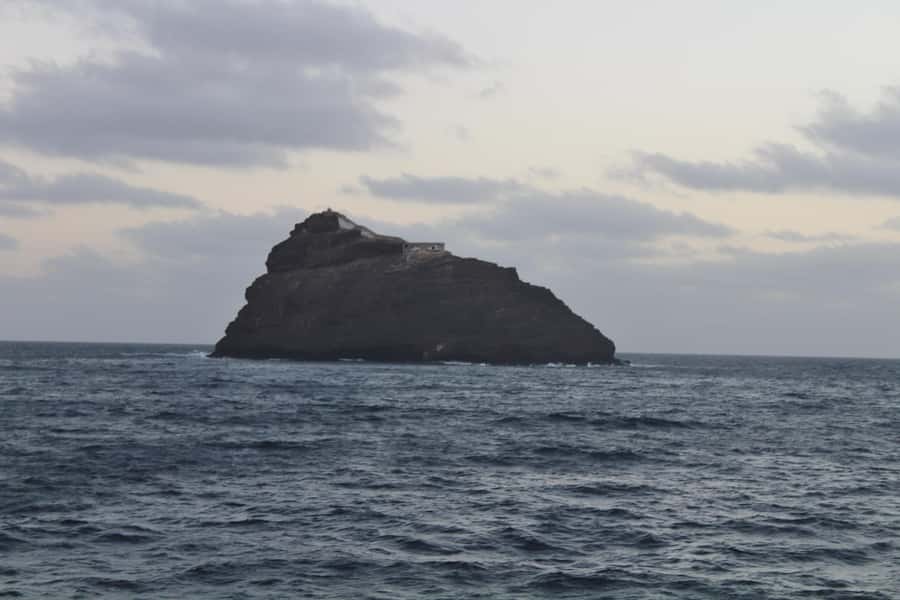 Hike from the Cova Volcano Crater to Ribeira Paúl - Who should book this hike?