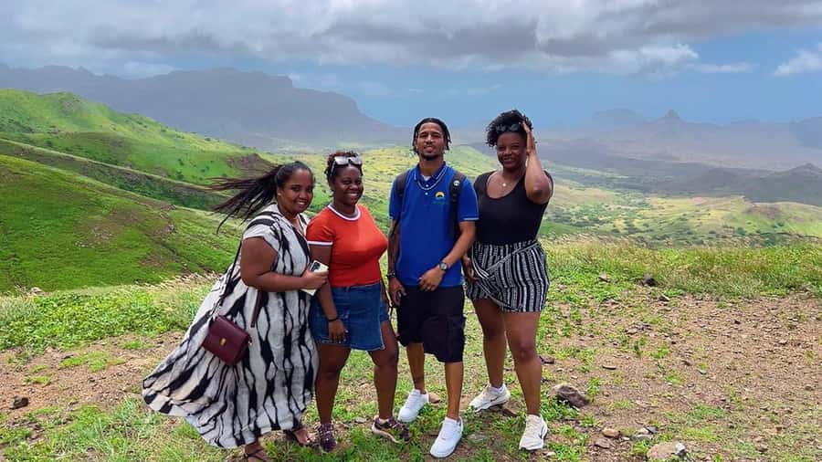 Hike to the highest point of Monte verde - The final trail to São Vicente’s highest point