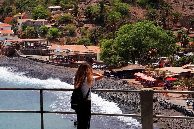 Like Locals: Praia and Cidade Velha Tour + Local Pontxi Tasting - Sé Cathedral and the waterfront
