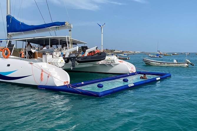 Lounge Catamaran SODADE Half-Day - The one-hour swimming stop