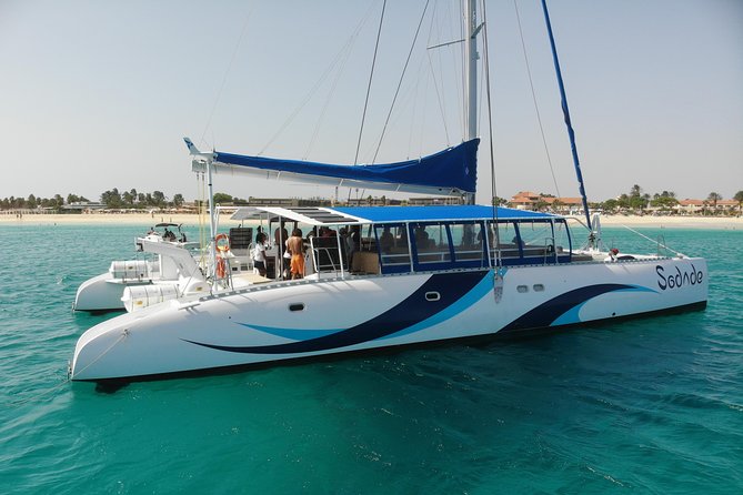 Lounge Catamaran SODADE Half-Day (Adults Only) - Murdeira Bay and Monte Leao