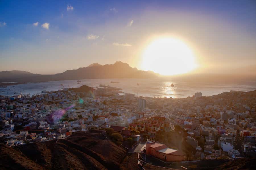 Mindelo: City Tour with Hotel Pickup and Drop-Off - Praça Estrela and Mindelo’s market life
