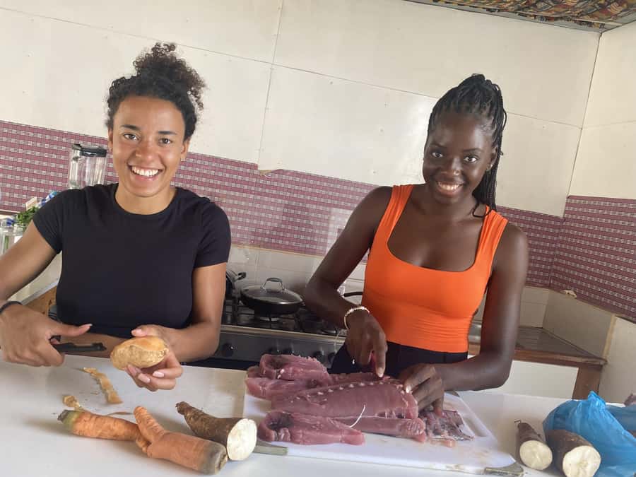 Mindelo: creol cooking with Catia - Sharing lunch in a private Cape Verdean household