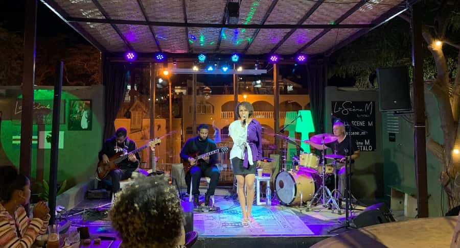 Mindelo Cultural: city tour "Mindelo by Night" - The first hour: music, dance, and Cape Verdean culture