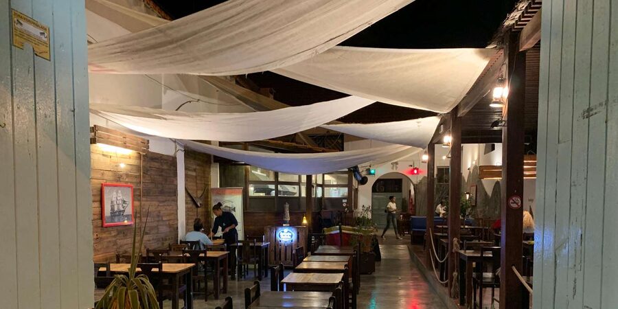 Mindelo Cultural: city tour "Mindelo by Night" - The second part reaches a bar outside central Mindelo