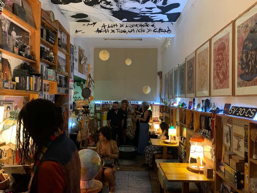 Mindelo Cultural: city tour "Mindelo by Night" - Starting by the marina at Nautilus or Le Metalo