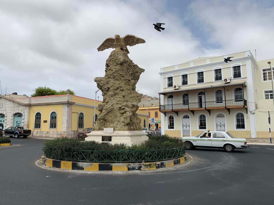 Mindelo Cultural: city tour with live music and dance class - Live music turns the lesson into a cultural experience