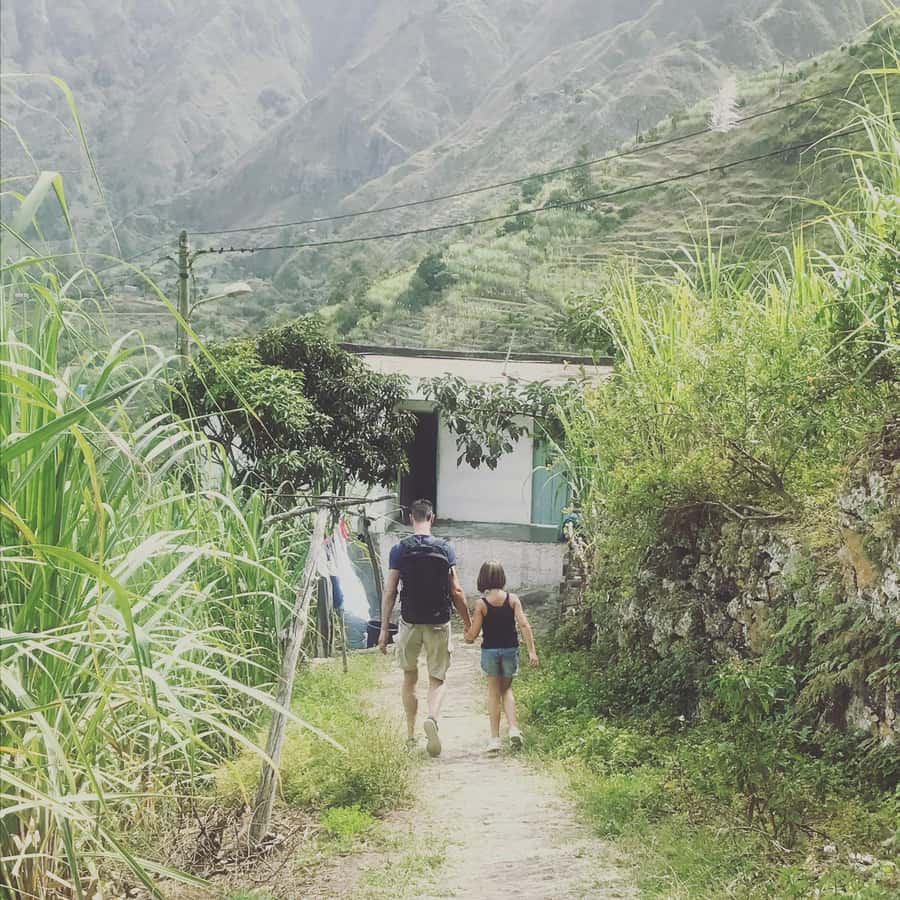 Paúl hike, the green garden - Farms, fruit trees and waterfalls along the way