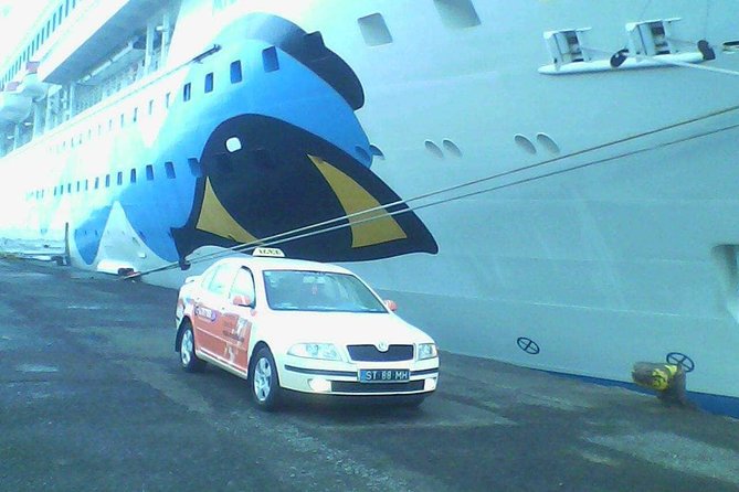 Praia city to the airport. - Pickup at your own address in Cidade da Praia