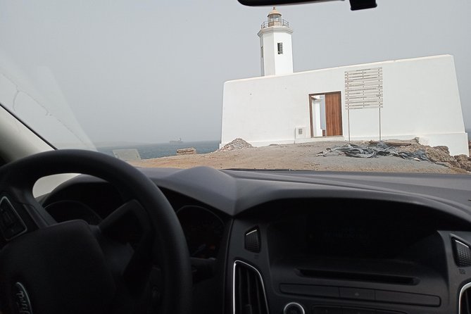 Praia city to the airport. - Why the private format works well for four people