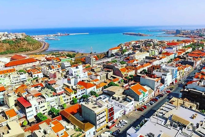 Praia: Guided Historic Walking Tour & Lunch with Locals - The local lunch that changes the mood