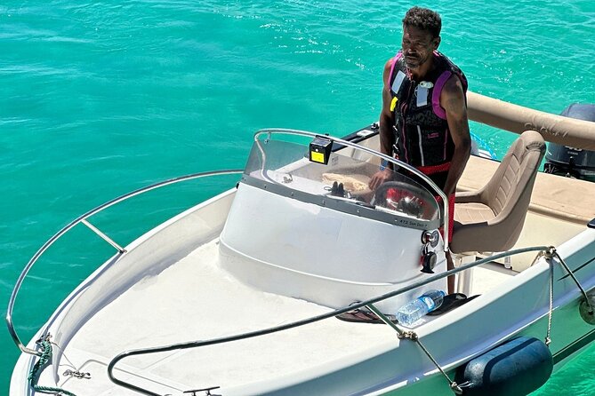 Private Boat Tour in Santa Maria - Snorkeling, fishing, and free diving stops
