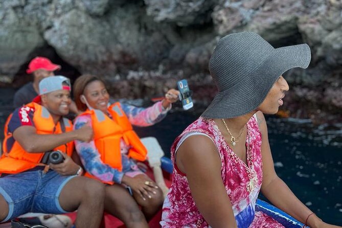 Private Tour in Praia, Cape Verde - Tarrafal Beach and black sand at Ribeira da Prata