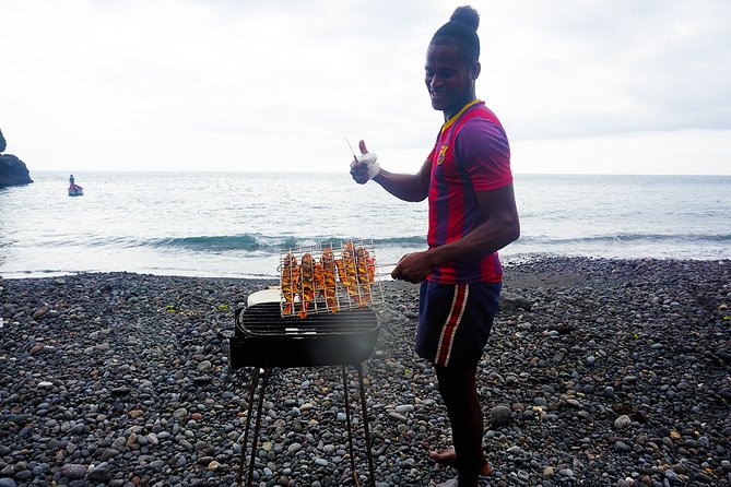 Ribeira da Barca: Boat Trip to the Cave, Snorkeling and BBQ on the beach - Guides, group size, and the private option