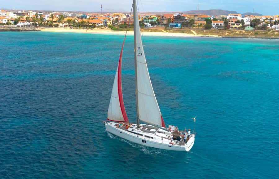 Sal, Cape Verde: Half day on Cuba Libre sailing yacht - Sailing west with Sal on one side