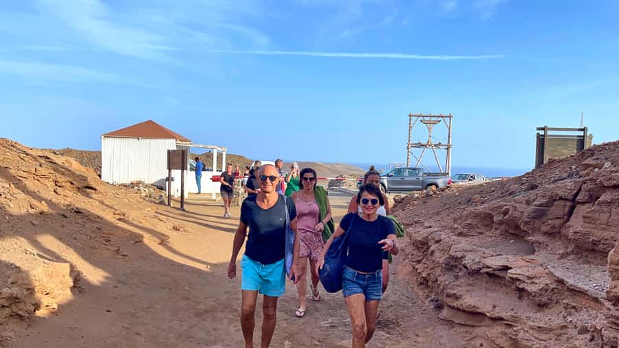 Sal: Half-day tour around the island - Buracona and the Blue Eye