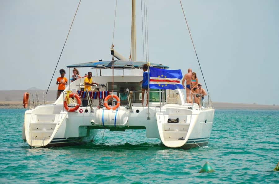 Sal Island: Catamaran cruises on Sal Island - Swimming near Monte Leão