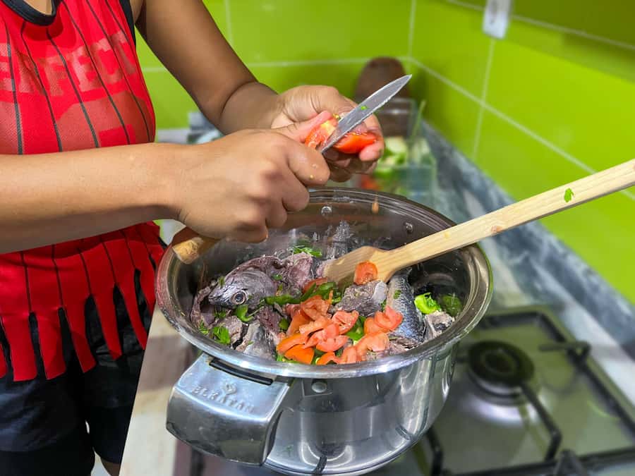 Sal Island: Catxupa Cooking Class with a local family - What happens during the two-hour visit