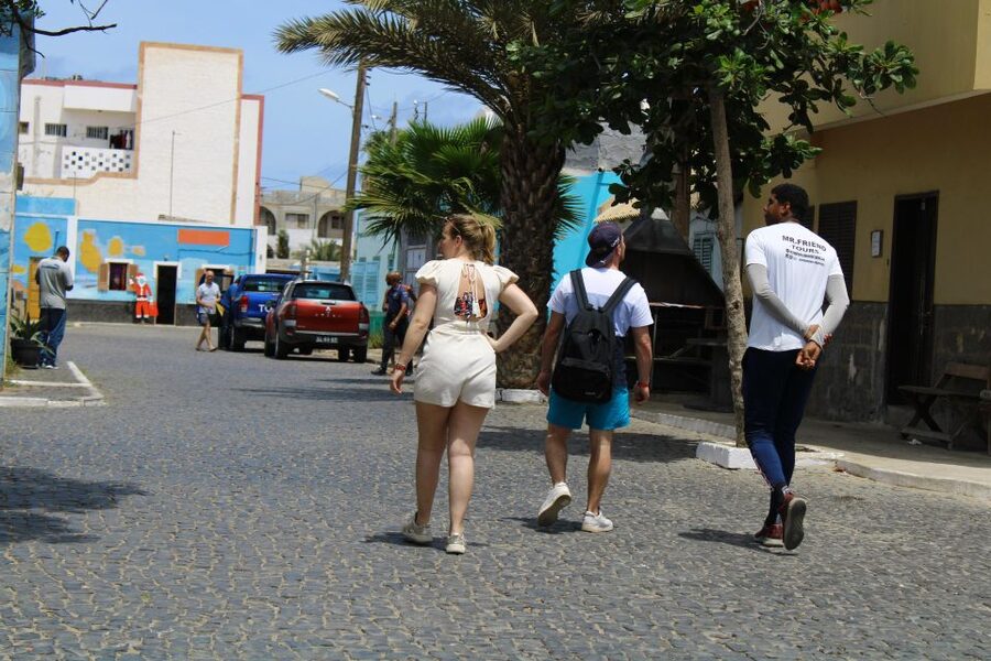 Sal Island, Salinas, Buracona and Lemon Shark - The guide can make or break the day