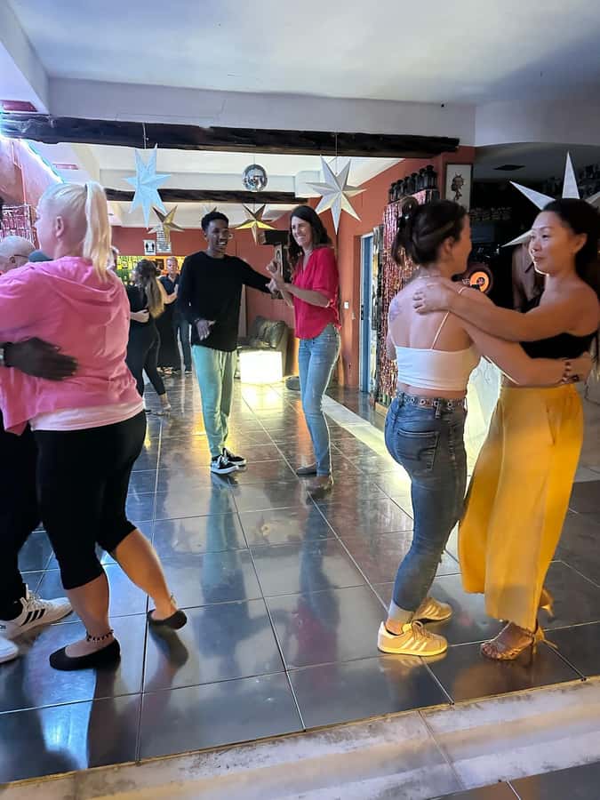 Sal: Kizomba Group Class - Santa Maria, Cape Verde - Small details that make the evening easier