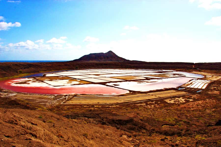 Sal: Pedra de Lume Salt Pans and Lake Trip - Inside the Pedra de Lume salt pans