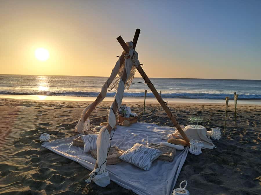 Sal: Romantic Sunset Escape with Wine and Roundtrip Transfer - The Atlantic sunset is the main itinerary stop