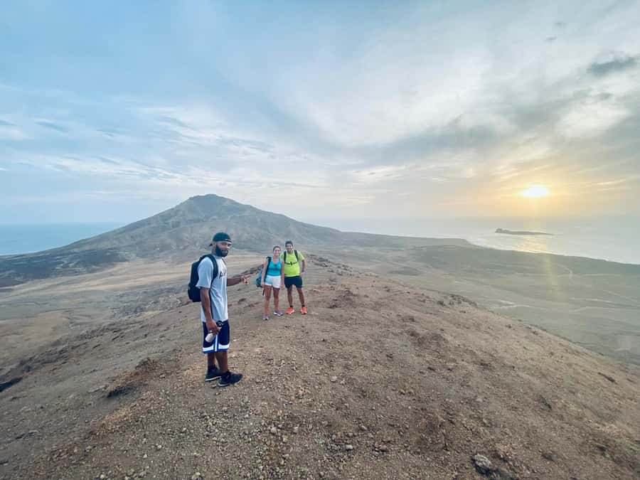 Santa Maria: Guided Coastal Hike & Monte Leão Sunset - Calheta Funda brings variety to the coast