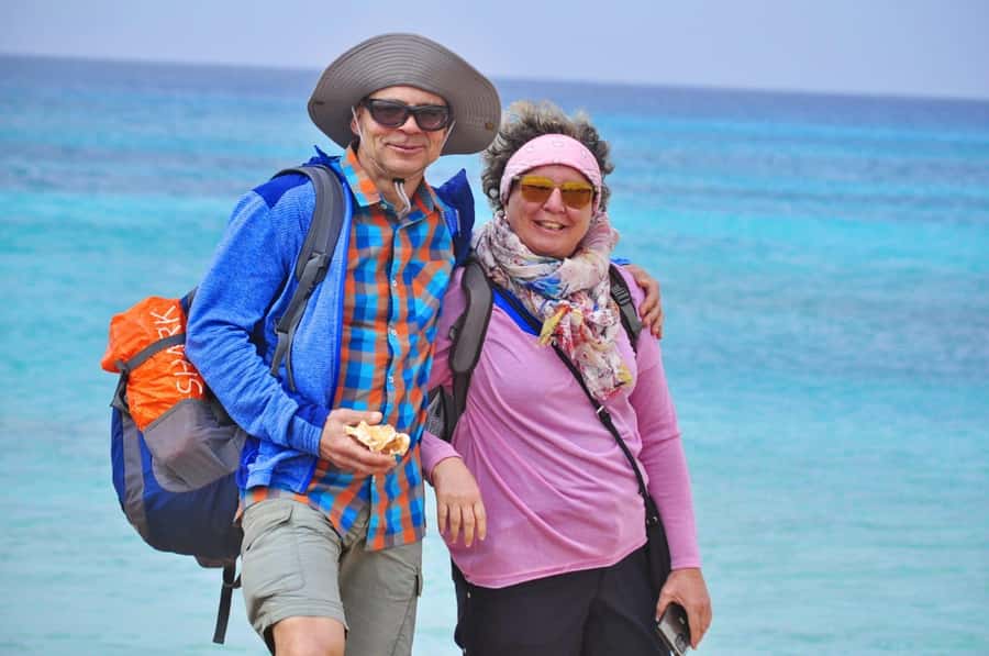 Santa Maria: Salt Mine, Natural Pool, and Shark Bay Tour - Palmeira, fishing life, and the lunch break