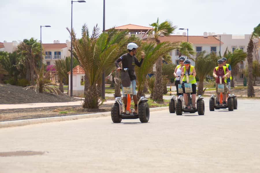 Santa Maria: Scenic Segway Tour with Guide - Getting started at the office