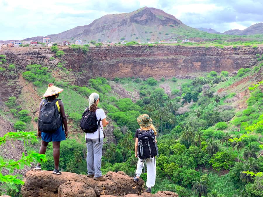 Santiago: Calabaceira Valley Trek & Visit to Cidade Velha - From Praia to a green valley