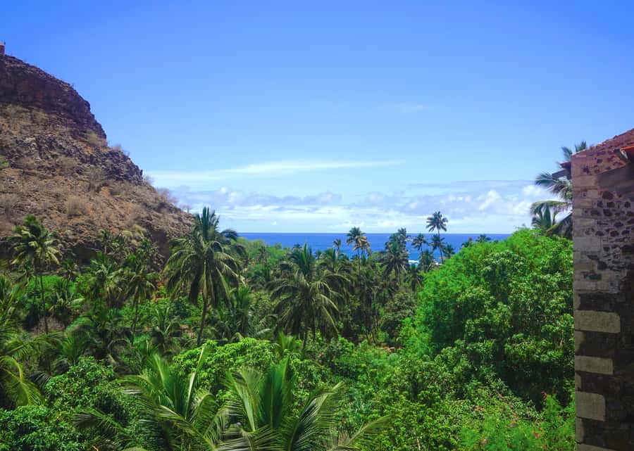 Santiago: Calabaceira Valley Trek & Visit to Cidade Velha - Lunch by the sea, at your own cost