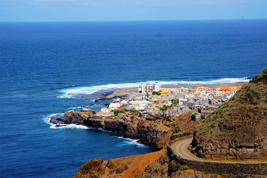 Santo Antão: Full Day Island Tour & Visit to Cova de Paúl - A taste of grogue at a local distillery