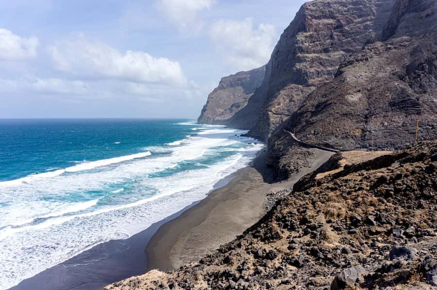 Santo Antão: Ponta do Sol & Fontainhas Guided Trip with Hike - The coastal path to Cruzinha is the main event