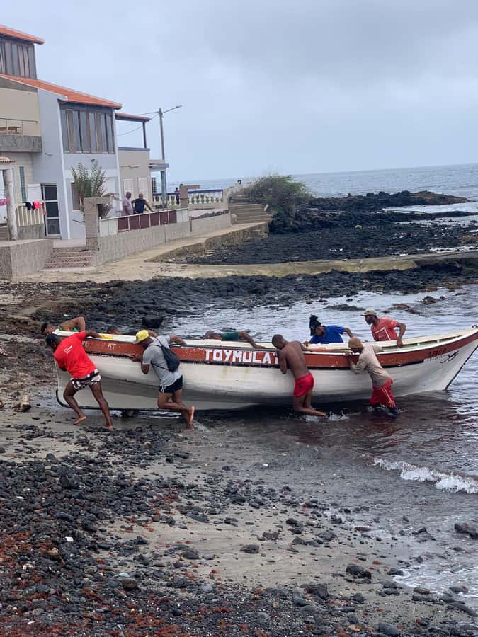 São Vicente Full Day - Guides, languages, and the human side of the tour