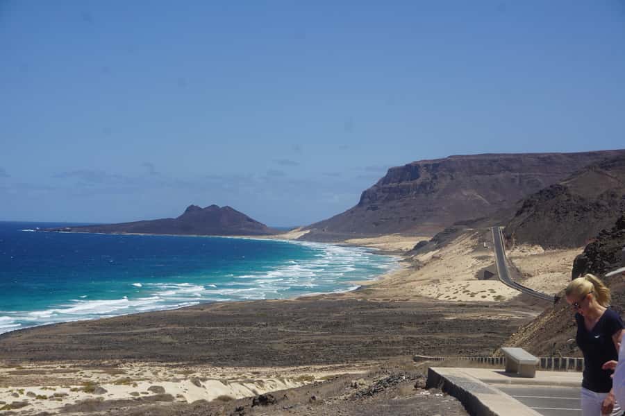 São Vicente: Private Highlights Tour from Mindelo Port - Across São Vicente toward Calhau
