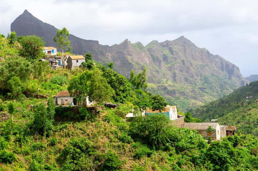 Serra Malagueta: Principal Valley Hike & Lunch with Locals - Principal Valley’s farms, plantations, and local welcome